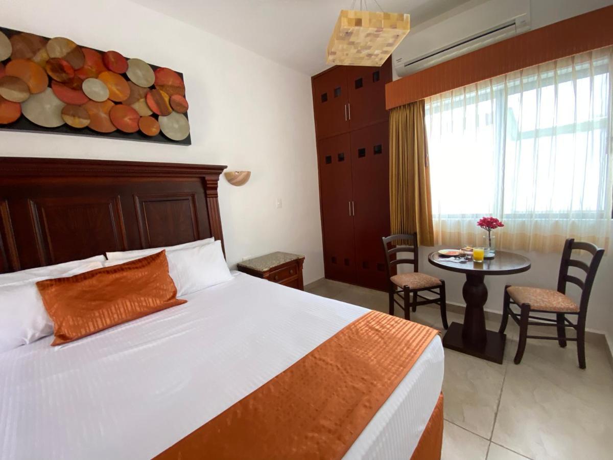 Hotel Las Golondrinas Playa del Carmen Esterno foto