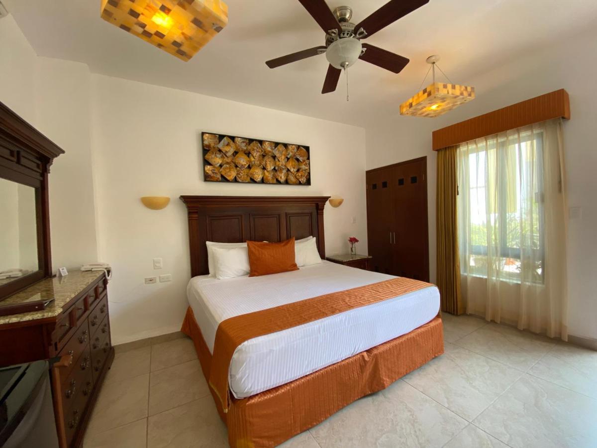 Hotel Las Golondrinas Playa del Carmen Esterno foto