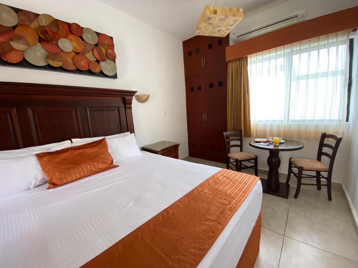 Hotel Las Golondrinas Playa del Carmen Esterno foto