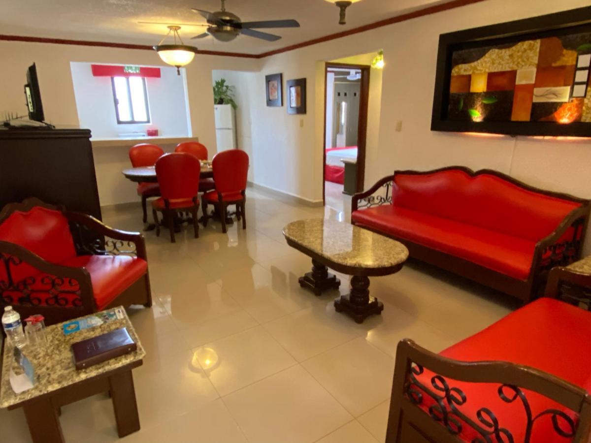 Hotel Las Golondrinas Playa del Carmen Esterno foto