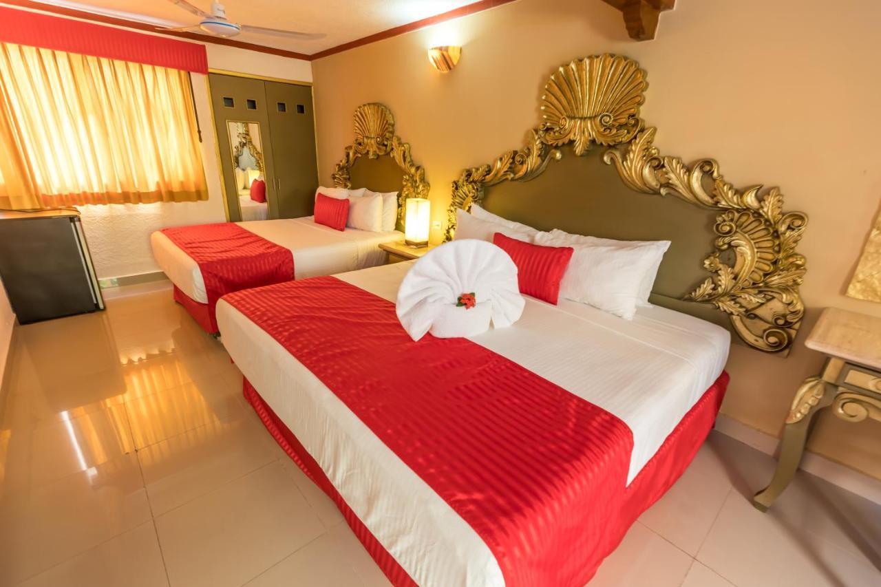 Hotel Las Golondrinas Playa del Carmen Esterno foto