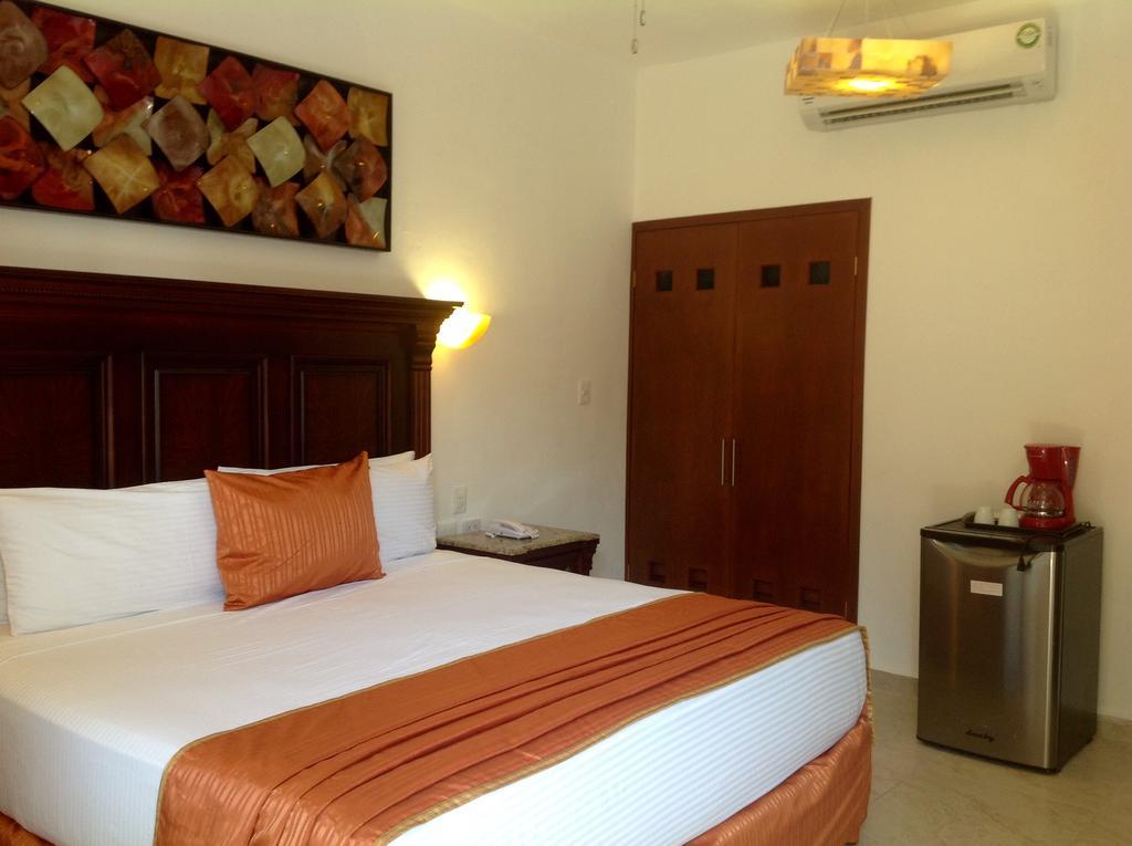 Hotel Las Golondrinas Playa del Carmen Esterno foto