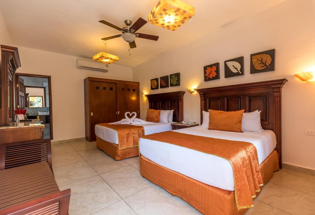 Hotel Las Golondrinas Playa del Carmen Esterno foto